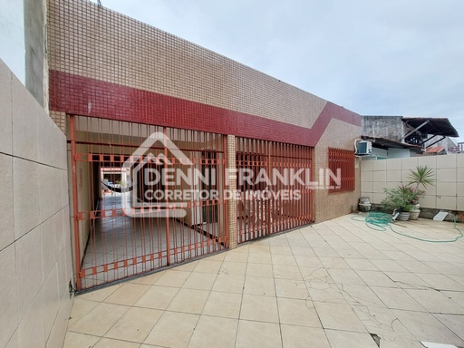 Casa de 3 quartos, 450m² no bairro Treze de Julho, em Aracaju | Eu Corretor