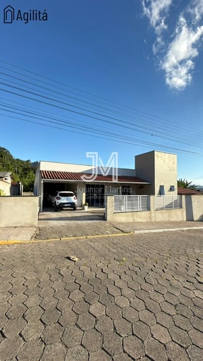 Casa de 3 quartos, 448m² no bairro Gloria, em Rodeio | Eu Corretor