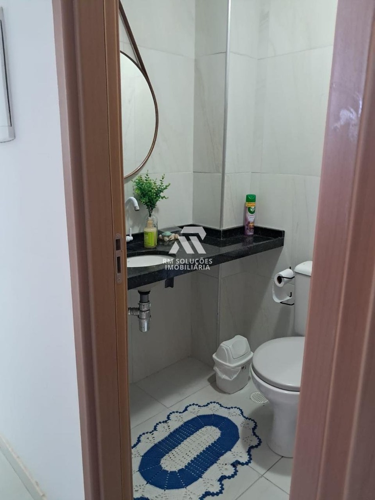 254c9ba6-2c21-4b5e-8022-3bd660b83e15.jpg