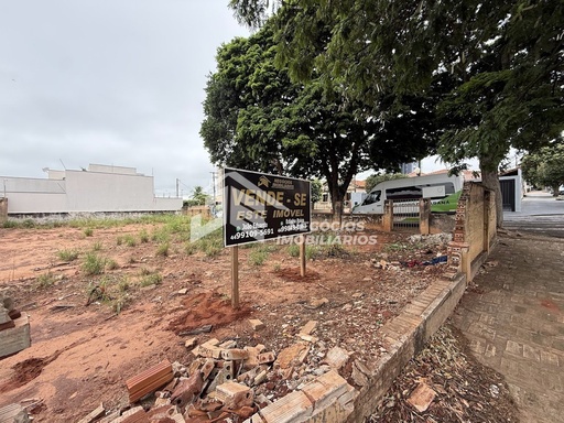 Lote/Terreno de 392m² no bairro centro, em Loanda | Eu Corretor