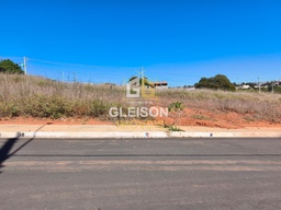 Lote/Terreno de 200m² no bairro Residencial Oliveira, em Passos | Eu Corretor
