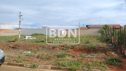 Lote/Terreno no bairro Jardim Santa Carolina, em Tambaú | Eu Corretor
